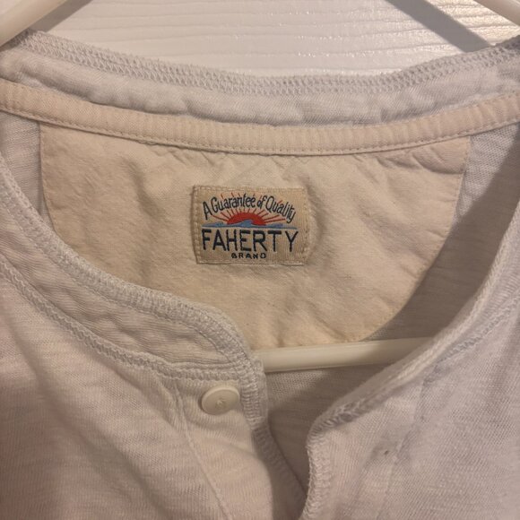 Faherty Mens Sunwashed Organic Cotton Linen T-Shirt Off-White Short Sleeve READ - Picture 4 of 10